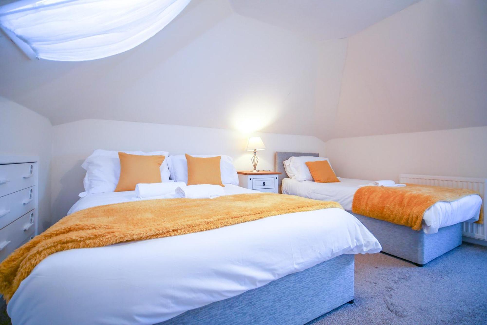 Lochlash 3 Bedroom House インヴァネス エクステリア 写真